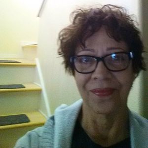 Meet your Posher, Debbie